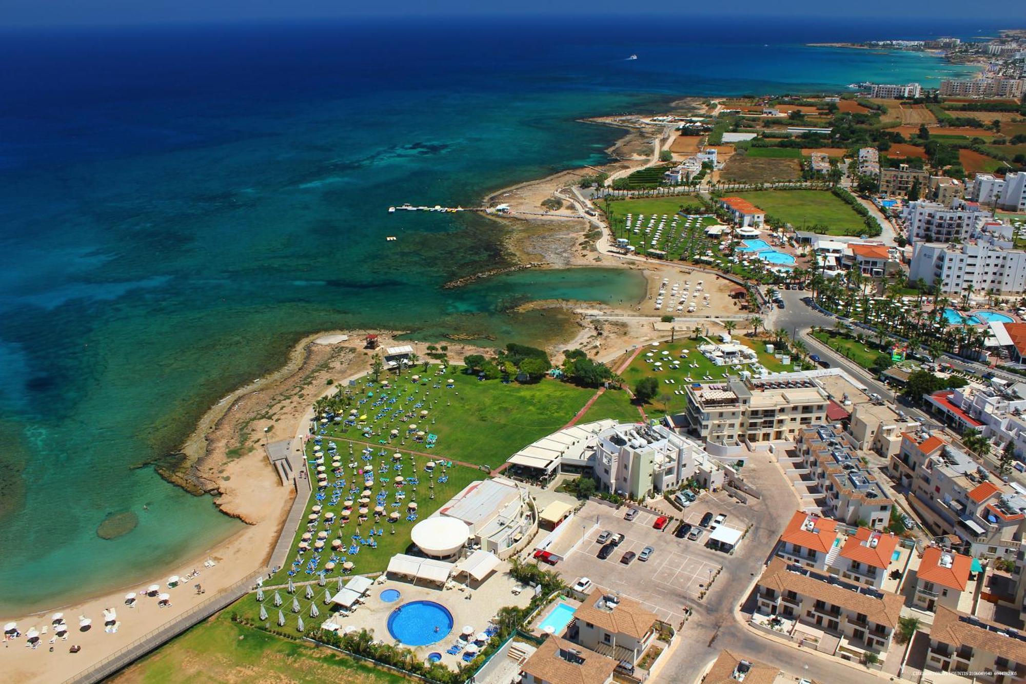 Polyxenia Isaak Luxury Villas And Apartments بروتاراس المظهر الخارجي الصورة