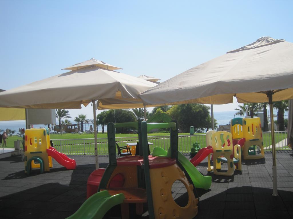 Polyxenia Isaak Luxury Villas And Apartments بروتاراس المظهر الخارجي الصورة